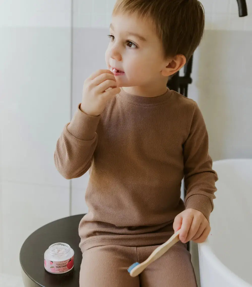 Strawberry Toothpaste Tablets - Compostable refill - 62 tabs