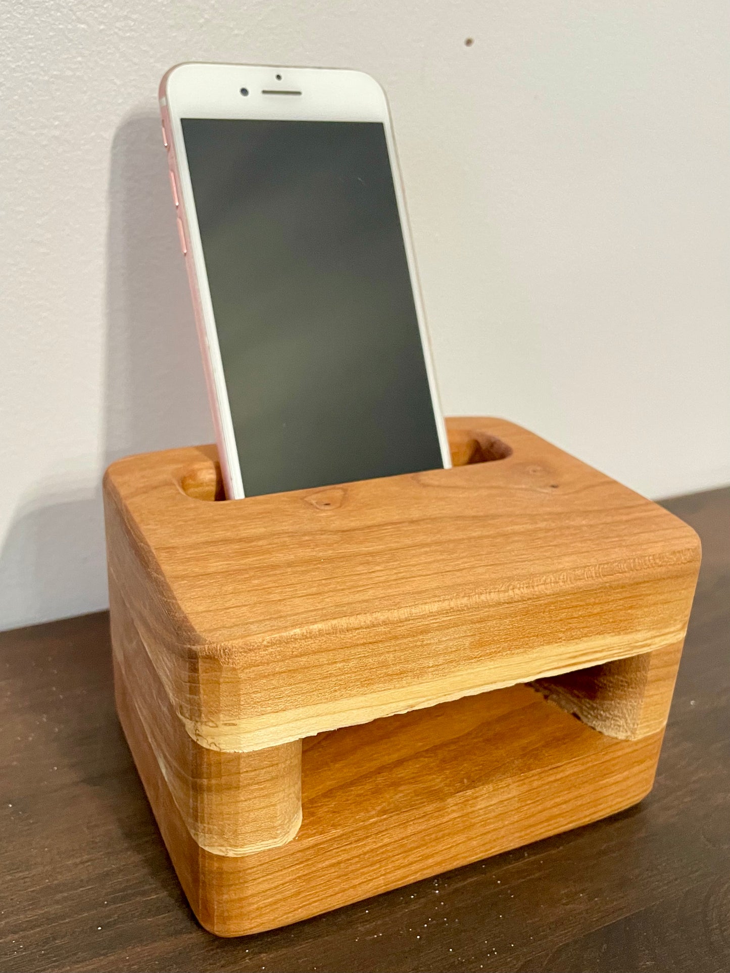 Wooden Amplifier for Phone